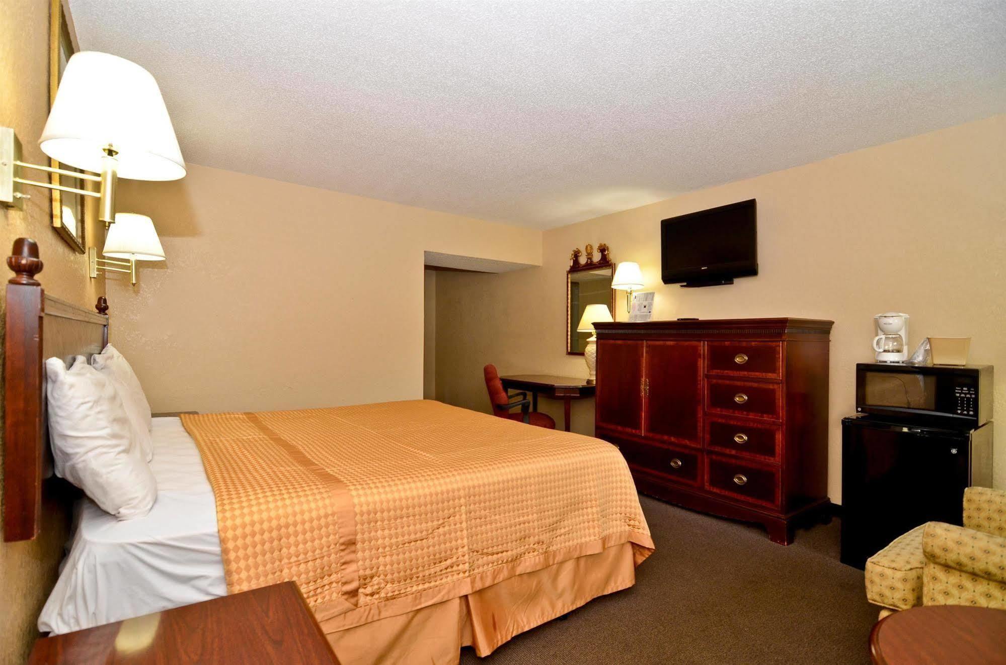 Americas Best Value Inn Smithfield Rum bild